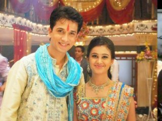 Actor Abhijeet Khandkekar To Debut In A Marathi Movie - Entertainment News