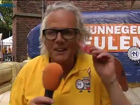 Boelo neemt plaats onder de Martinitoren - RTV Noord