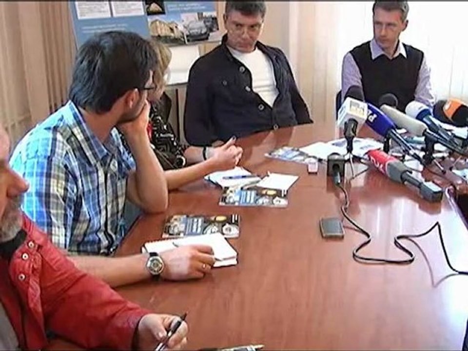 Борис Немцов: "Жизнь раба на галерах"