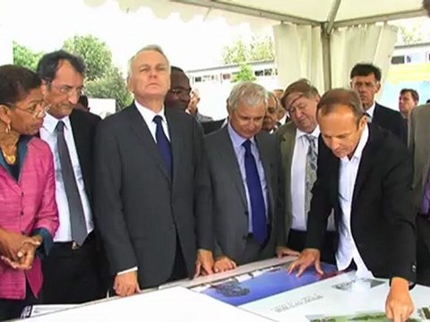 Rentrée 2012 : Jean-Marc Ayrault visite 2 collèges de Seine-Saint-Denis