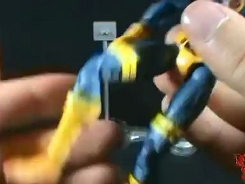 Toy Spot - Toybiz X-men Classics Cyclops Figure