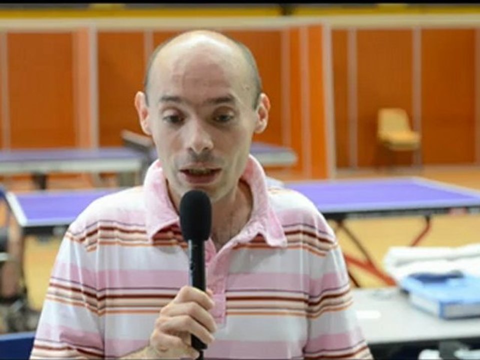 Présentation de Stéphane Messi, pongiste sélectionné aux Jeux Paralympiques de Londres