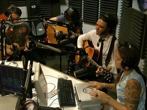 The Dandy Warhols - Sad Vacation - Session Acoustique OÜI FM