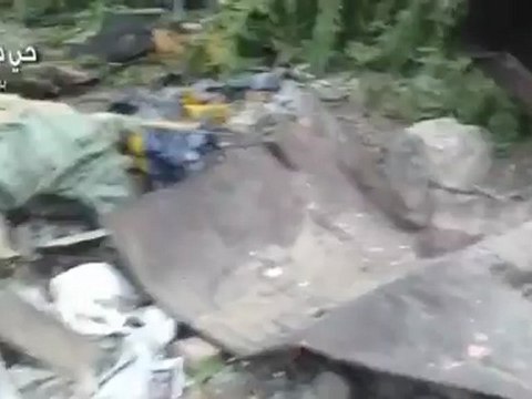 Syria فري برس دمشق - جوبر _ إحتراق السيارات نتيجة القصف العشوائي 28_8_2012