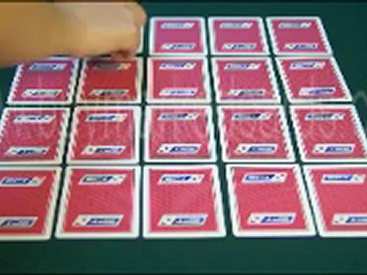 ⁣светящейся краплеными картами:Fournier-EPT-red--marked cards