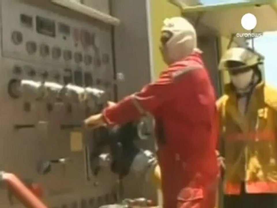 Blaze finally doused at Venezuelan refinery