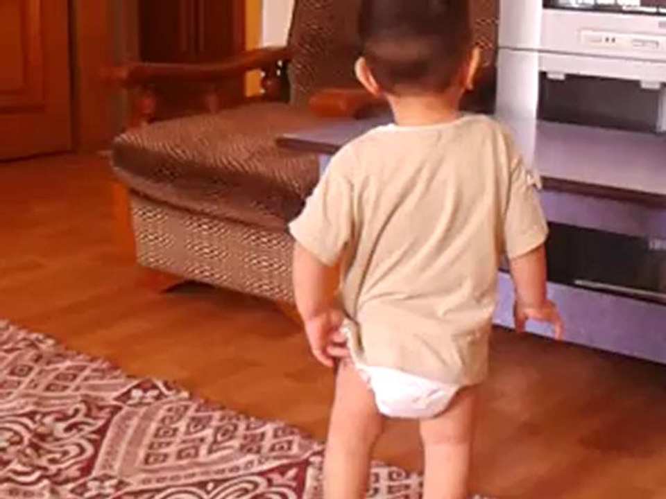 Eren Paşa Halay Çekiyor - Tek Kişilik Sahne:))