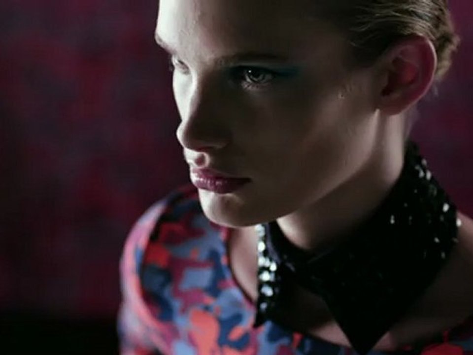 Karlouflage en exclusivité sur www.lofficielmode.com