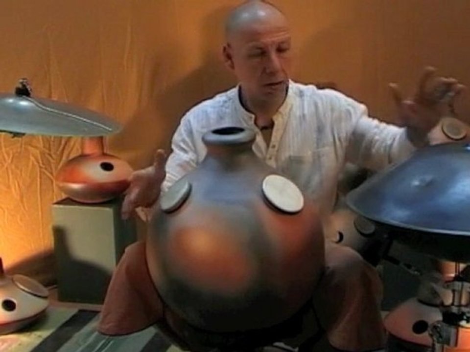 solo udu drum et Hang drum