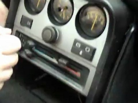 New01.mpg PORSCHE 944