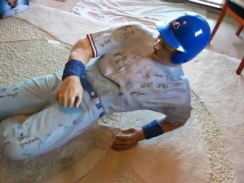 One Of A Kind Baseball Collector's Item. Montreal Expos Memorabilia. 631 629 9644