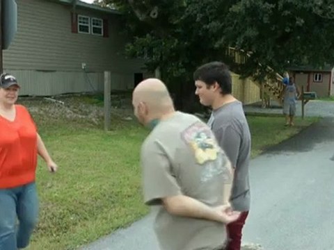 Hurricane Isaac hits Louisiana with winds of 80mph