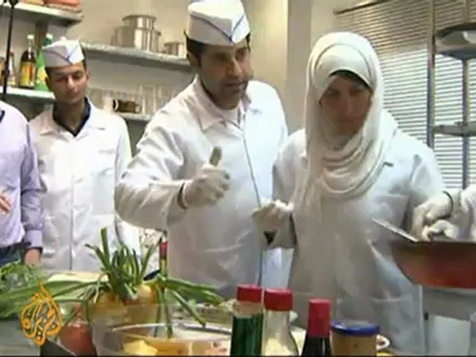 Signs of success in Gaza trainee kitchen