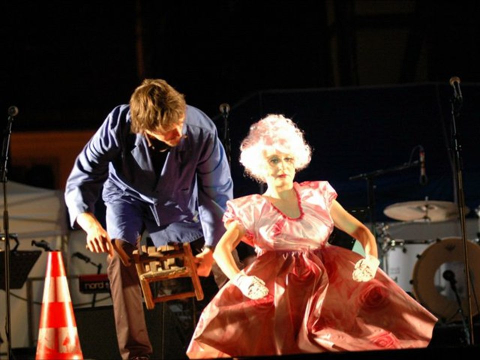 Tournée d'été 2012 - Die Gedanken sind frei - Théâtre de la Choucrouterie - Voyage Voyages