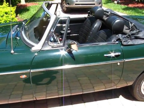 PRICE REDUCTION!!!! CLASSIC CAR FOR SALE - 1976 MGB CONVERTIBLE! 631-629-9644