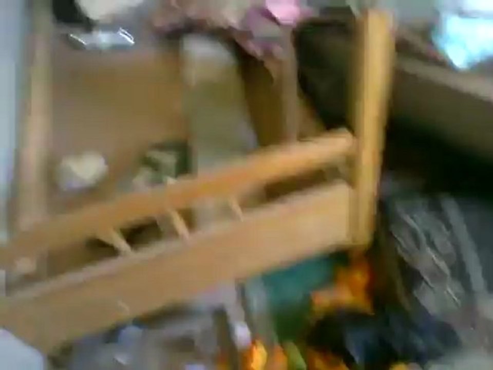 Syria فري برس   ريف دمشق  نهب وتخريب المنازل معضمية الشام28-08-2012