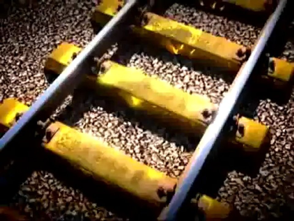 Keiser Report - Markets! Finance! Scandal! (E60)