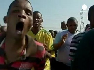 Sudafrica. Al via i negoziati per crisi miniera
