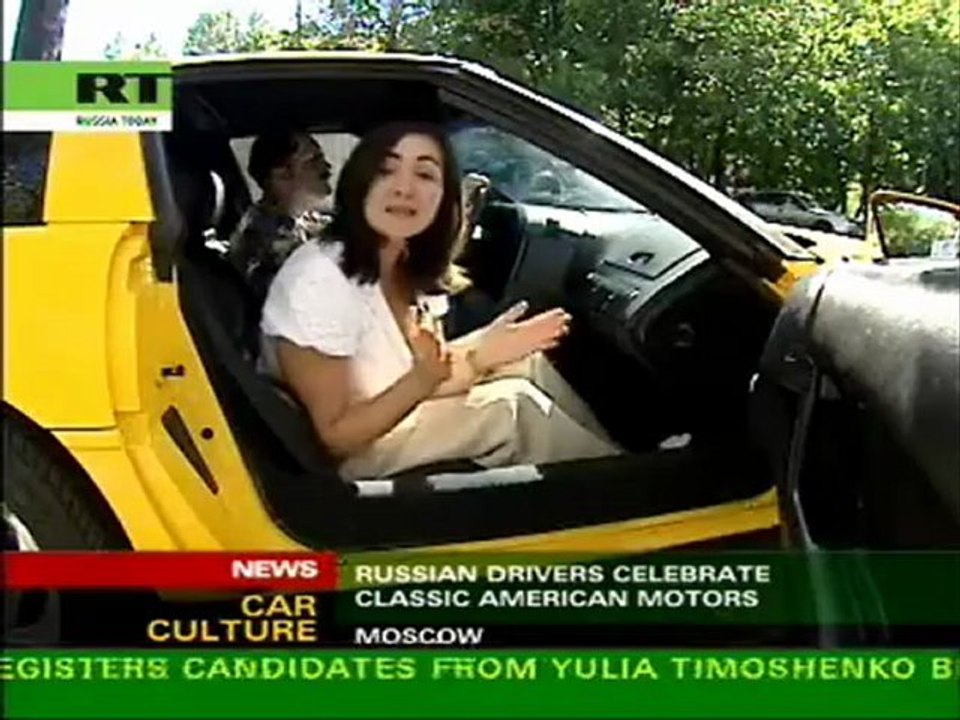 Russian drivers celebrate American cars