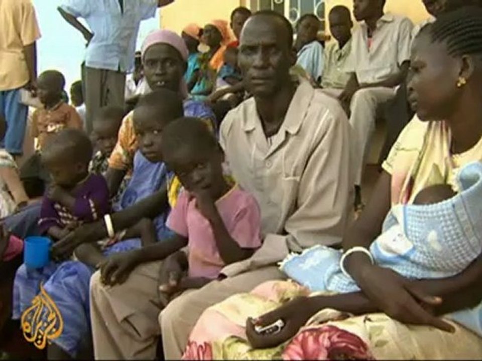 Thousands flee Sudan border dispute into Kenya
