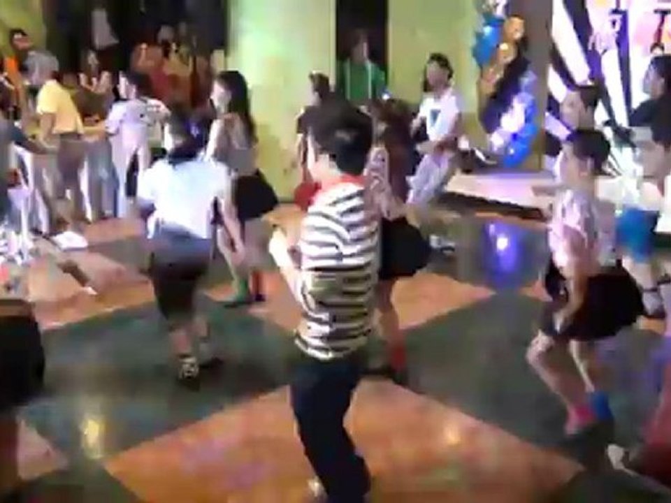 Dance contest 8
