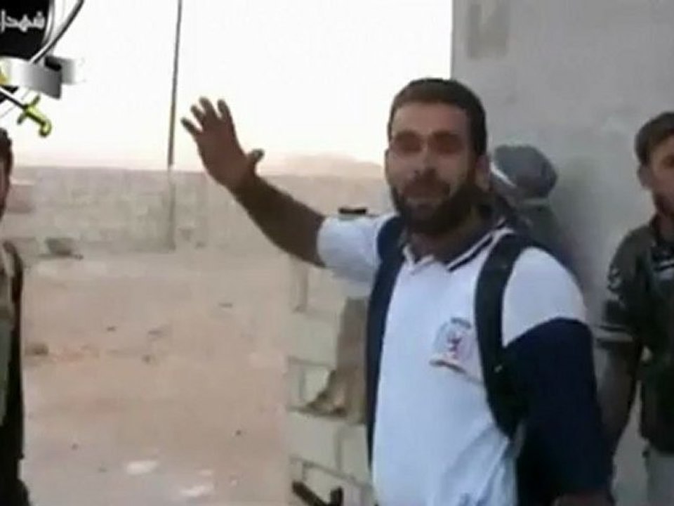 Syrian rebels shoot down fighter jet