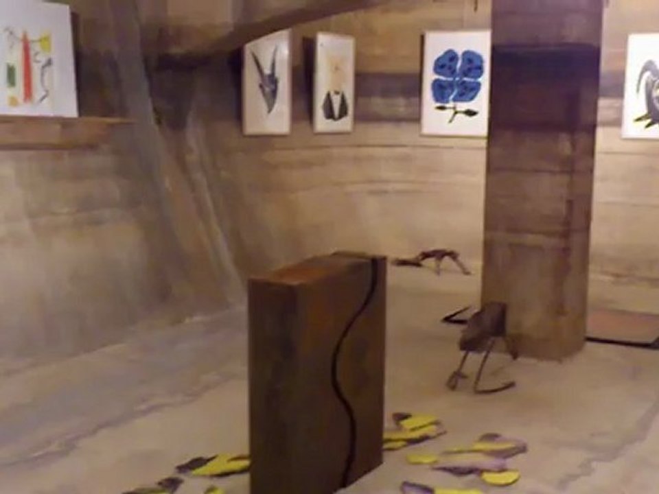 Contemporain Art, Jurgen Borgers, Synthétiseur, électronique, 1990Gallery du Chateau, Sigean, France