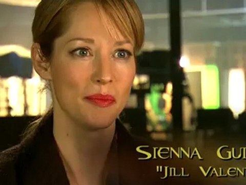 RESIDENT EVIL RETRIBUTION - Featurette 'Red Square' [VO|HD]