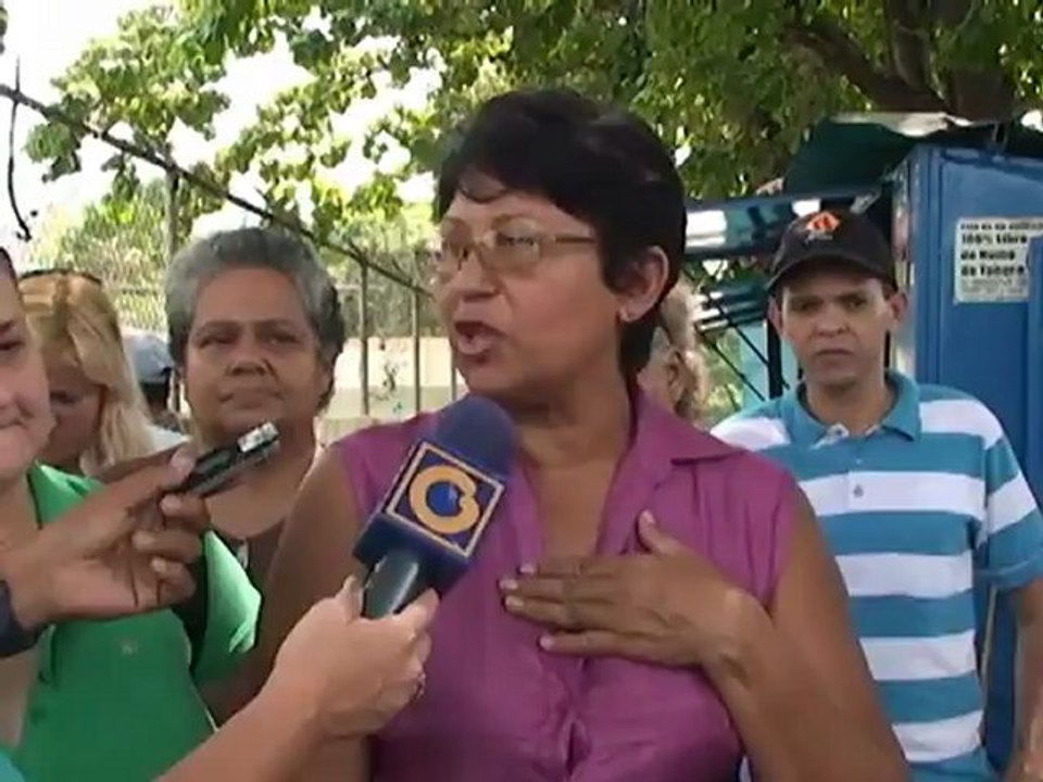 Vecinos de la Punta y Mata Redonda confirman presencia de camarógrafo de Globovisión durante coberturta de la crecida del Lago de Valencia