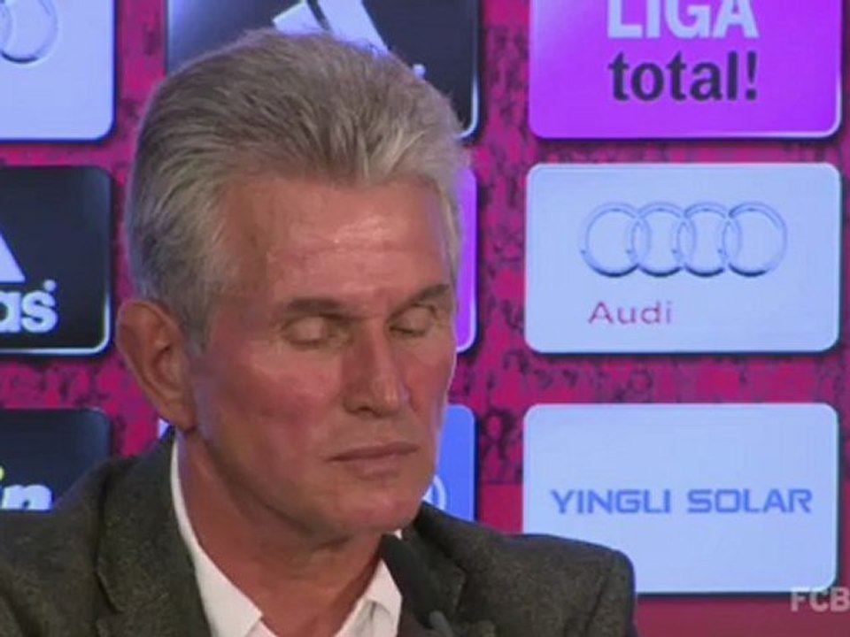 FC Bayern München Javi Martinez Pressekonferenz 30.08.2012