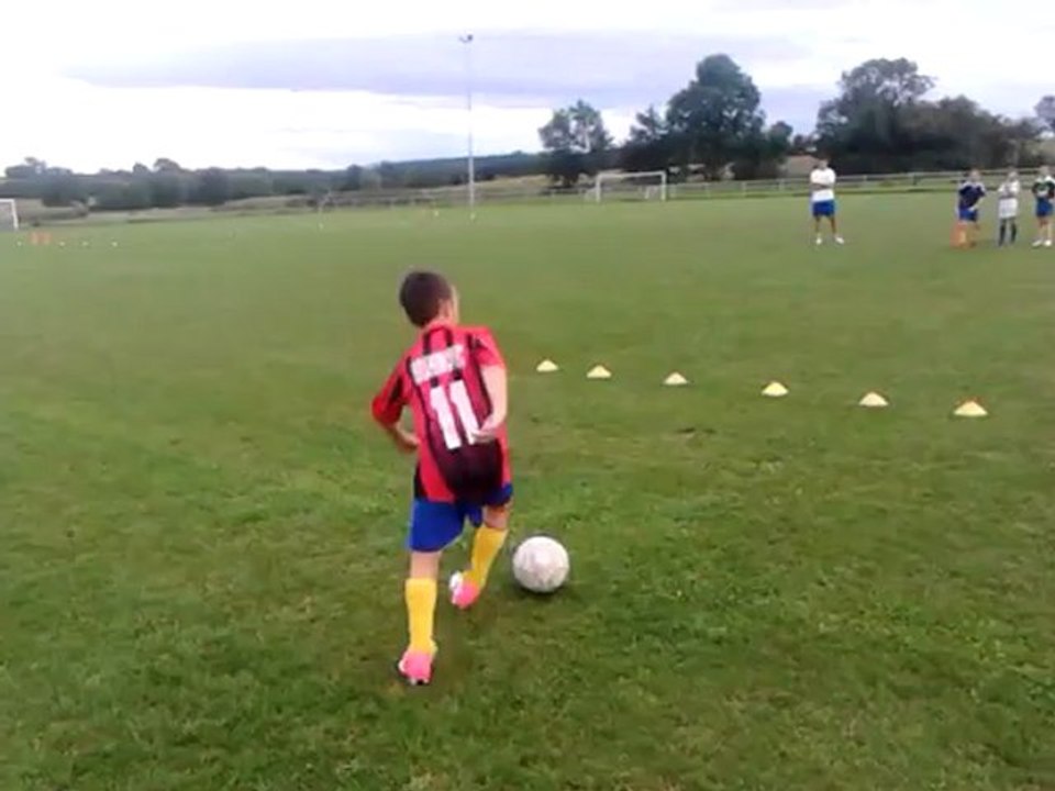 Exercice Dribble + tirs U11 le jeudi 30 Septembre 2012