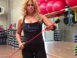 Monya fitness allenare i muscoli con il trampolino elastico e la BARRA AEROBICA FLESSIBILE
