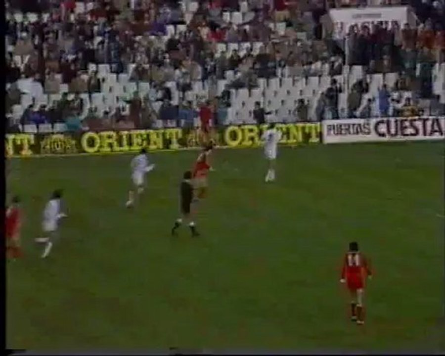 1984.03.11: Valencia CF 1 - 0 UD Salamanca (Resumen)