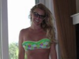 Britney Spears Shows Off Her Toned Bikini Body
