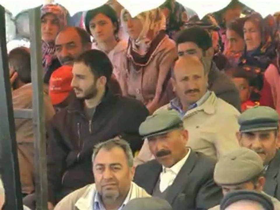 Uluslararası Aşıklar Şöleni (Aşık Şenlik Beldesi) - Aşık Mahmut Yılmaz