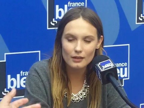 Ana Girardot au festival de Deauville avec France Bleu.