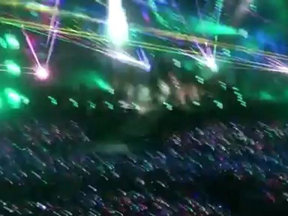 Concert Coldplay 2 Sept. - Mylo Xyloto puis Hurts like Heaven