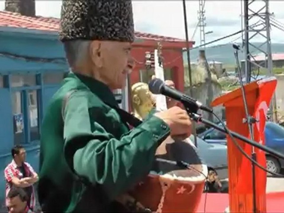 Uluslararası Aşıklar Şöleni (Aşık Şenlik Beldesi) - Aşıq Aslan Kösali