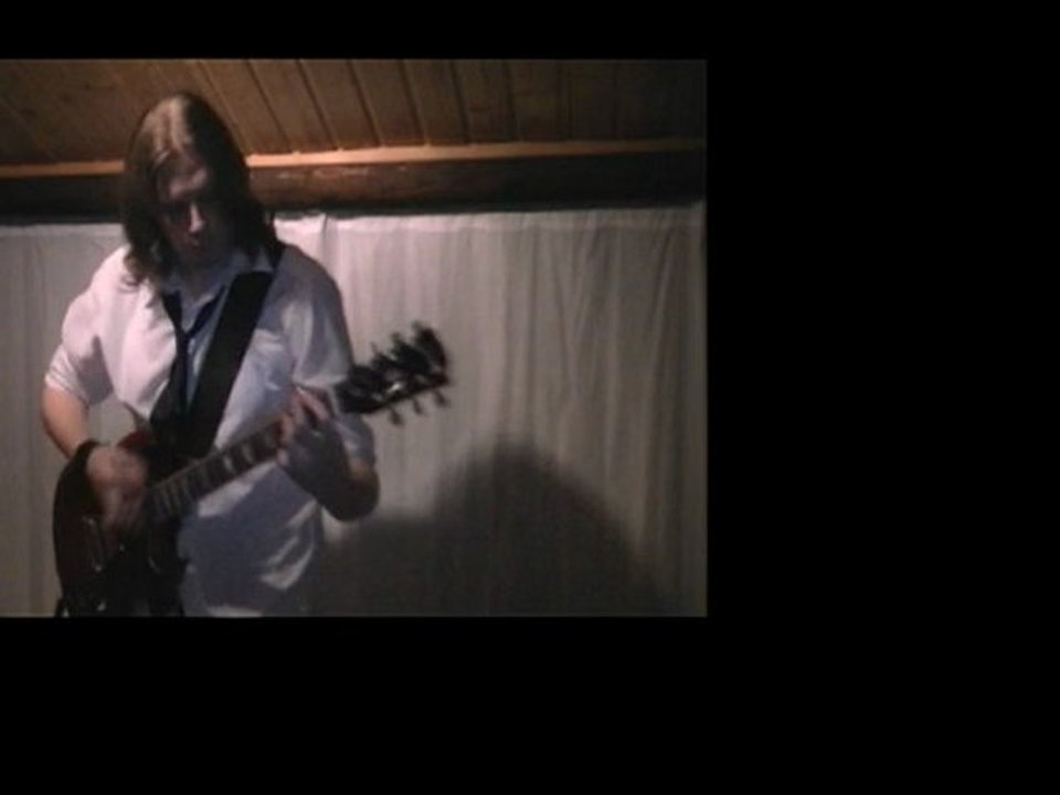 Placebo/Robert Palmer - "Johnny and Mary" [cover]