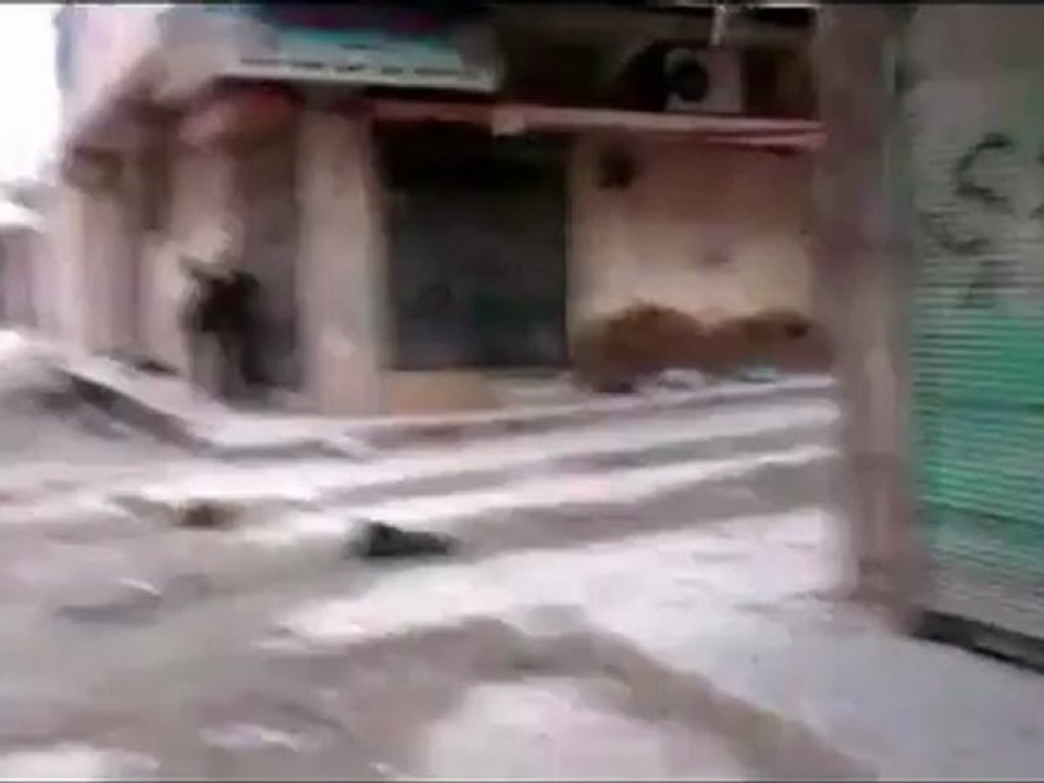 Syria فري برس  حلب العامرية اشتباكات كتيبة مصعب بن عمير مع عصابات الأسد  31-8-2012