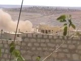 Syria فري برس  ريف حلب  قبتان الجبل القصف المدفعي الأسدي على البلدة 31 8 2012 ج2