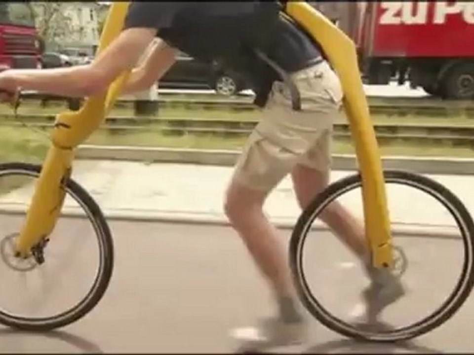 Vélo sans pédales et sans selle