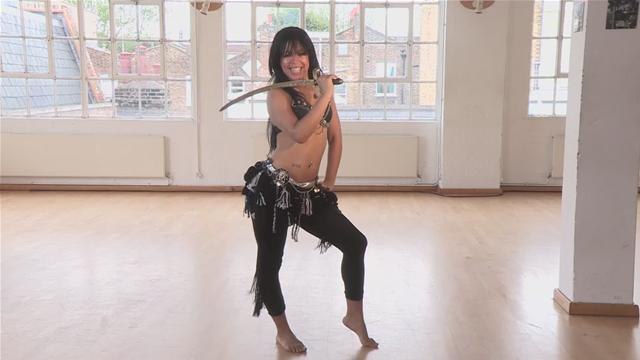 How To Dance With Swords in Bellydancing