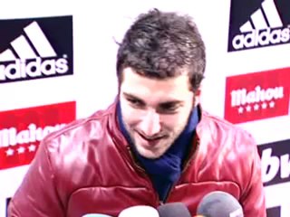 Higuaín: "molesta que se hable tanto de mi fallo"