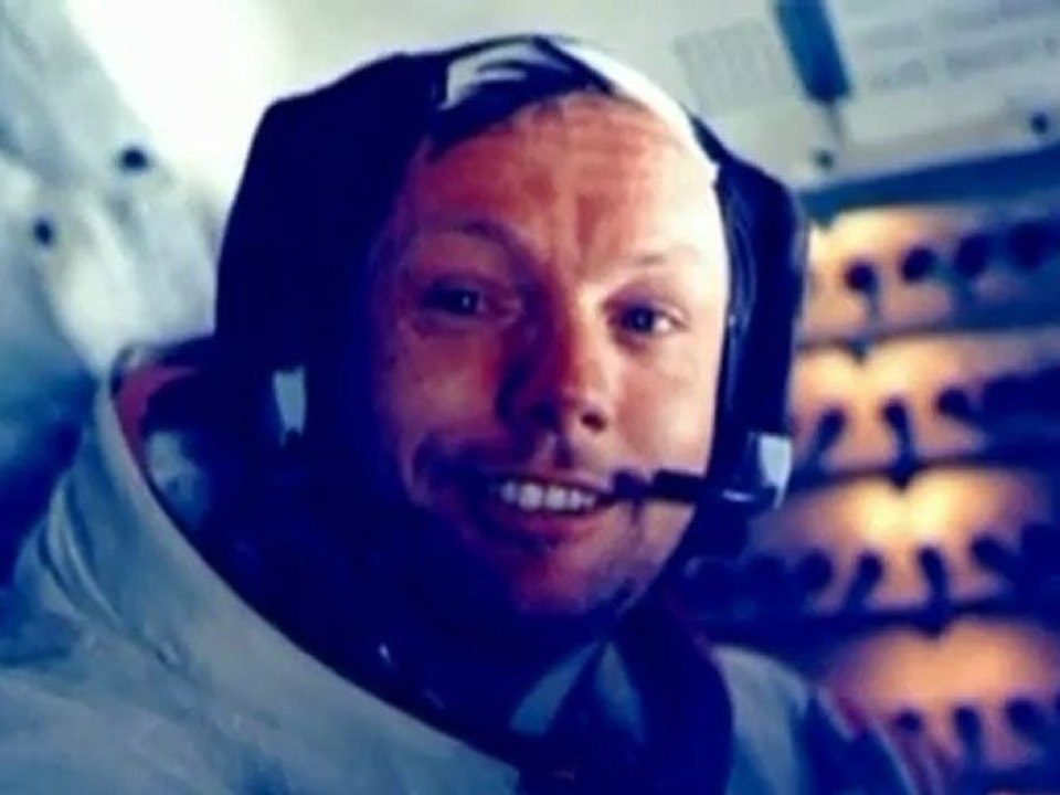 Memorial honours Neil Armstrong