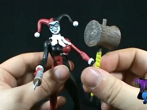 Toy Spot - DC Universe Classics Wave 2 Harley Quinn figure