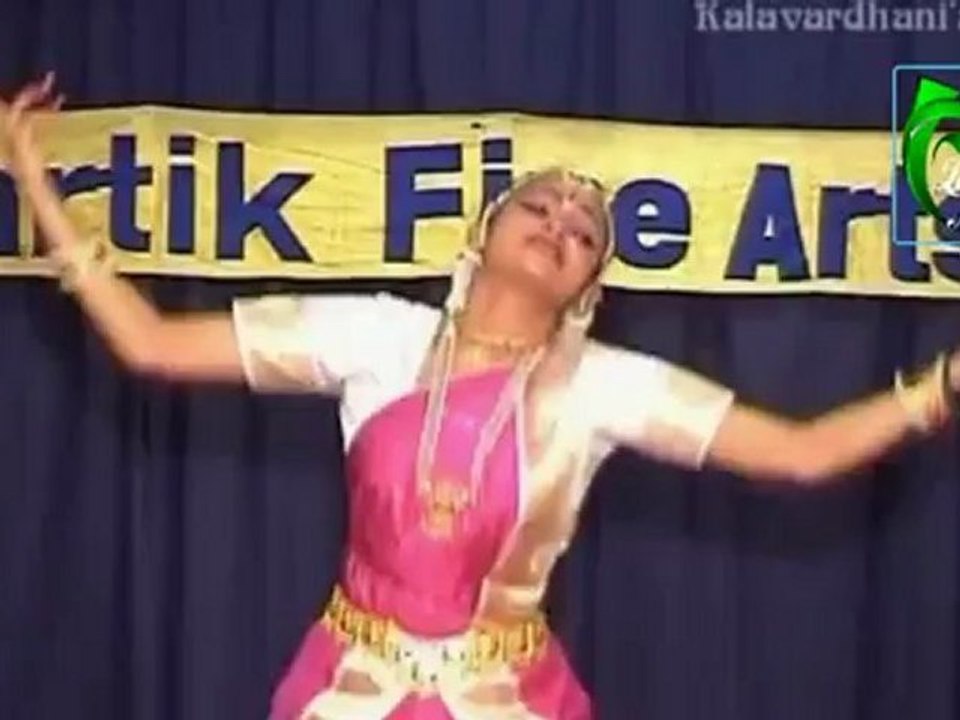Govindan kuzhalosai (Ragamaliga) - Drishya Bharatham  - Vol-16 - Aishwarya