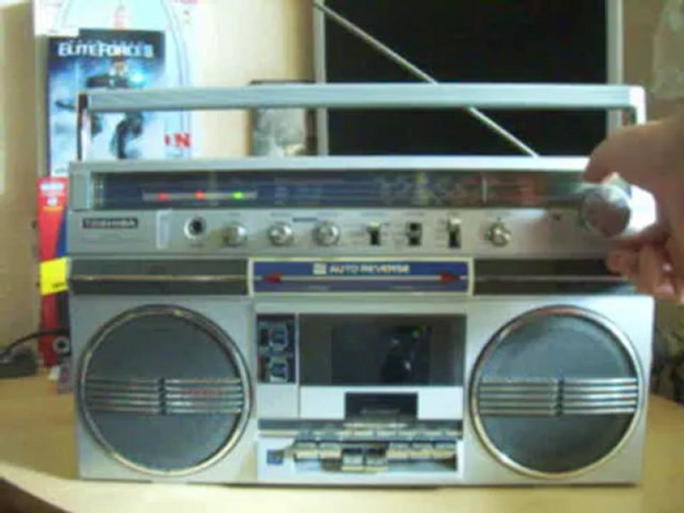 Toshiba Boombox with Autoreverse