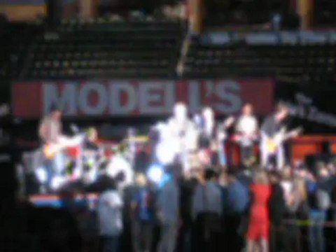 Citi Field Concert 07-20-2012: Daughtry - Home