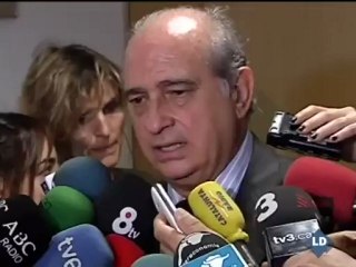 Fernández Díaz se compromete a no negociar "jamás" con ETA